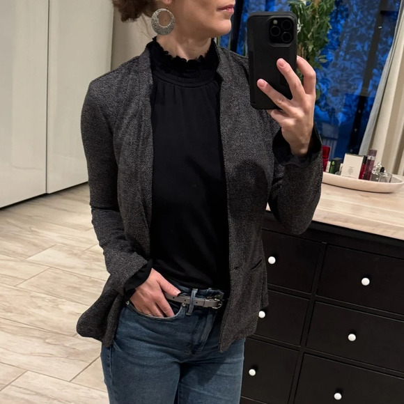 Banana Republic Blazer - Picture 9 of 16